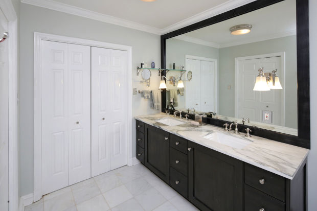 Master Bath 1.jpg